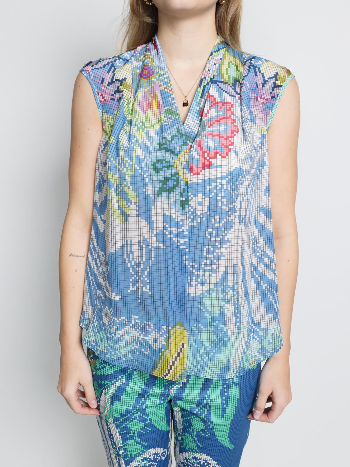Maison Common Blouse with box pattern  blue 40