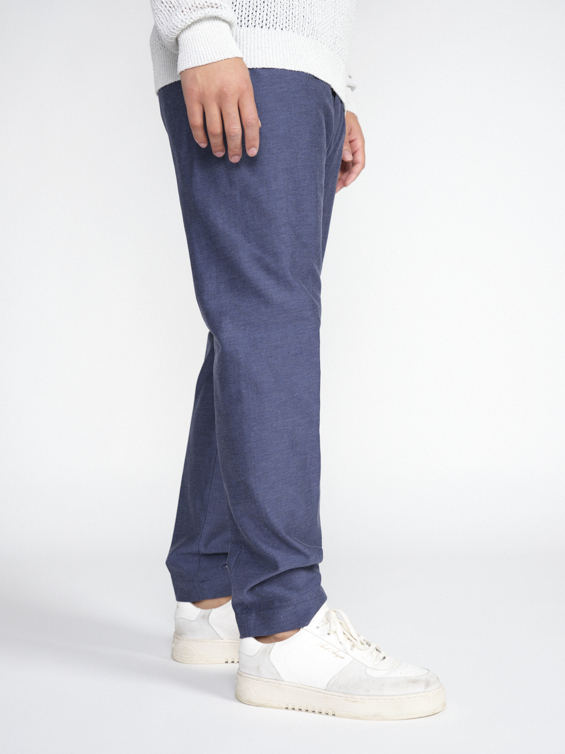 nine in the morning Mirko – relaxed linen trousers  marine 50