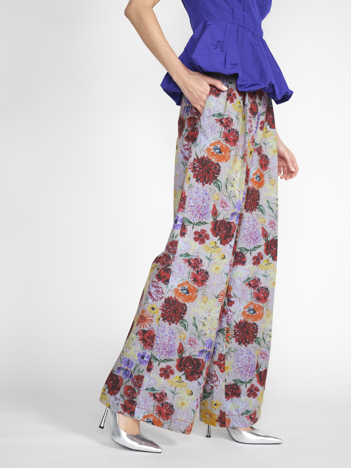 Odeeh Weite Baumwoll-Hose mit Blumen-Print  mehrfarbig 34