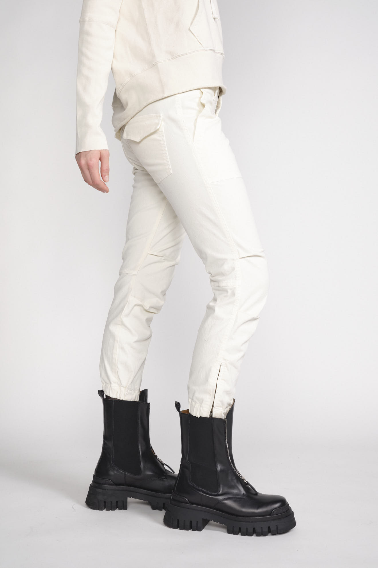 Nili Lotan Jeans militari cropped - stile jogging beige 34