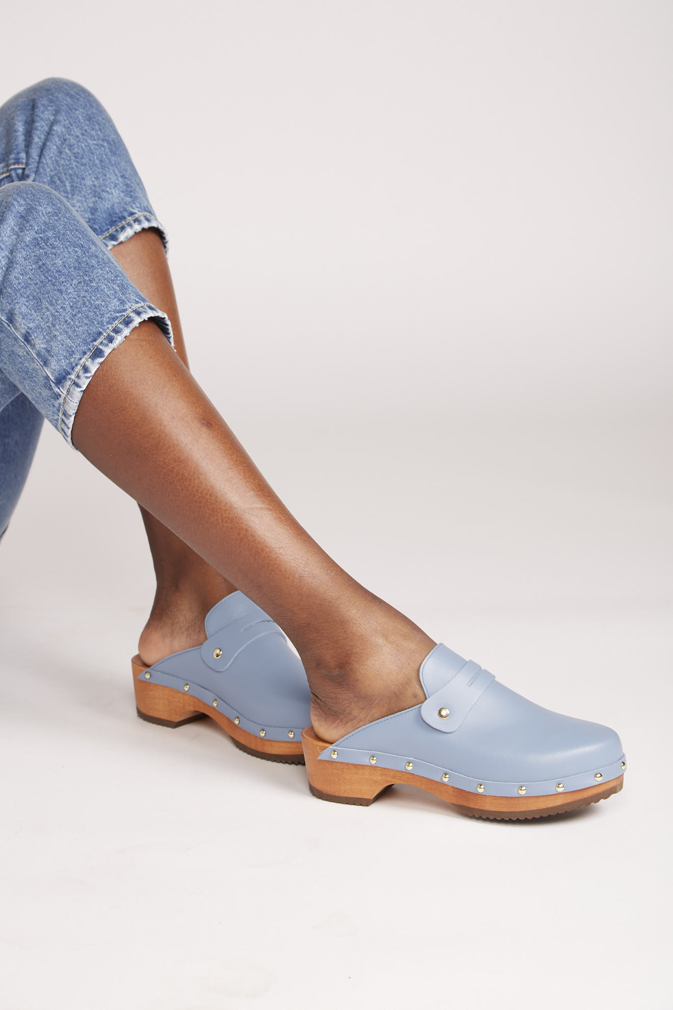 ennequadro schuhe jeans einfarbig model seitenansicht