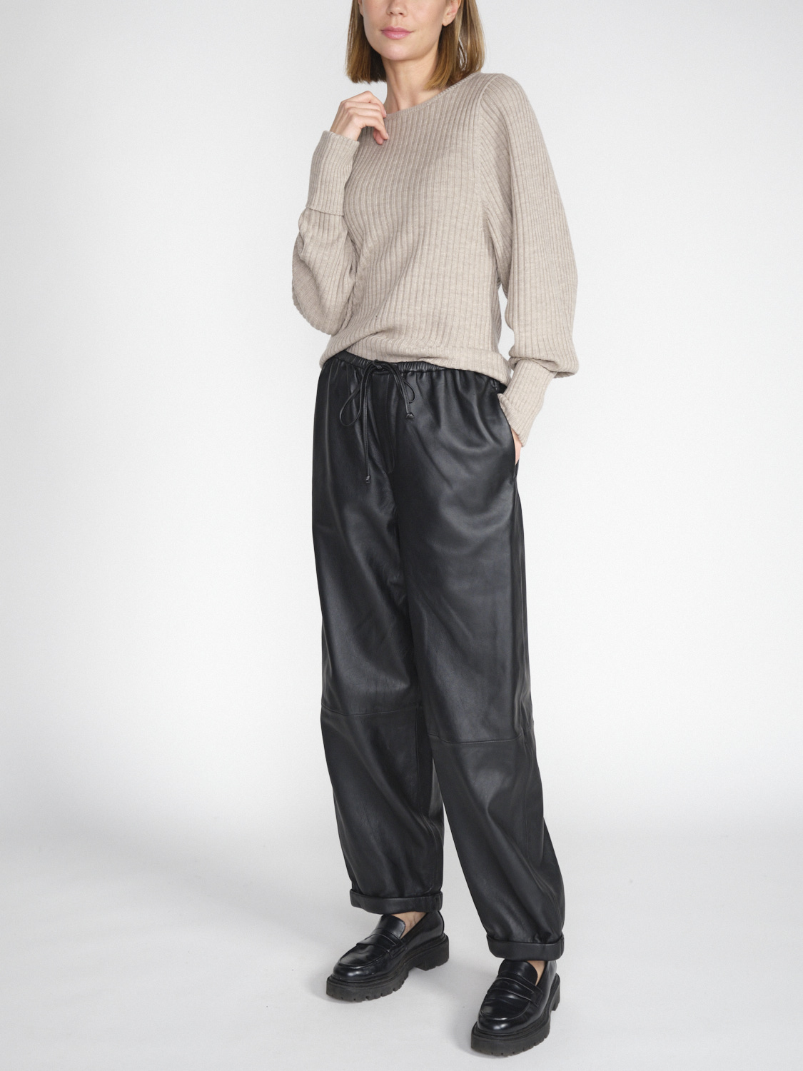 By Malene Birger Joanni – Baggy pants in lamb leather  black 36