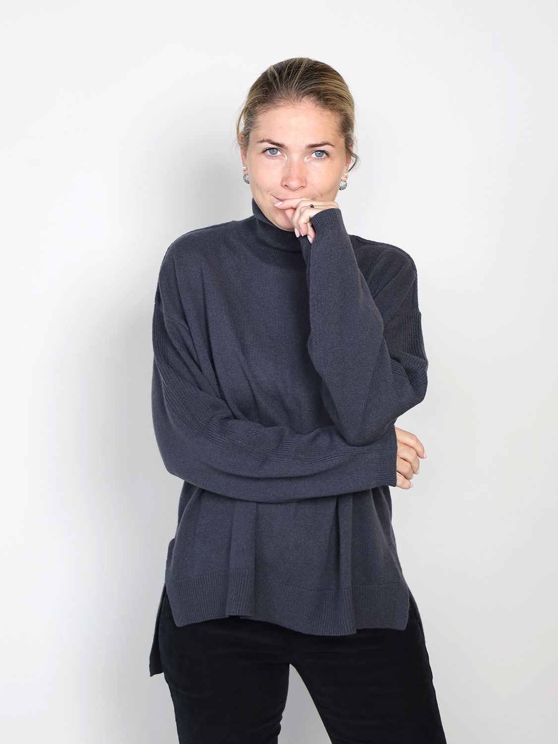 Van Kukil High neck cashmere sweater anthrazit XS