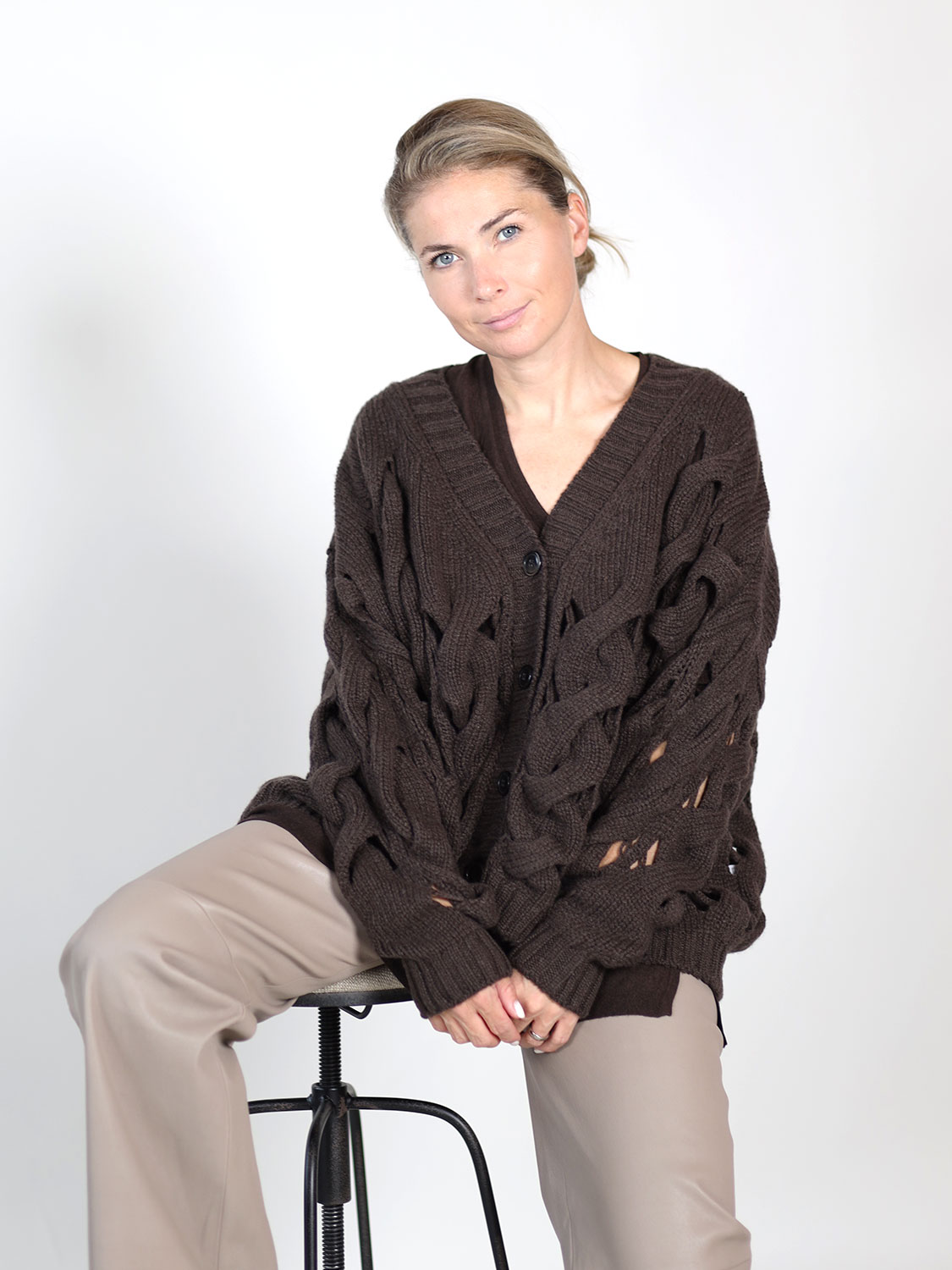 Ely Ely Alanis – Chunky knit cardigan brown 34