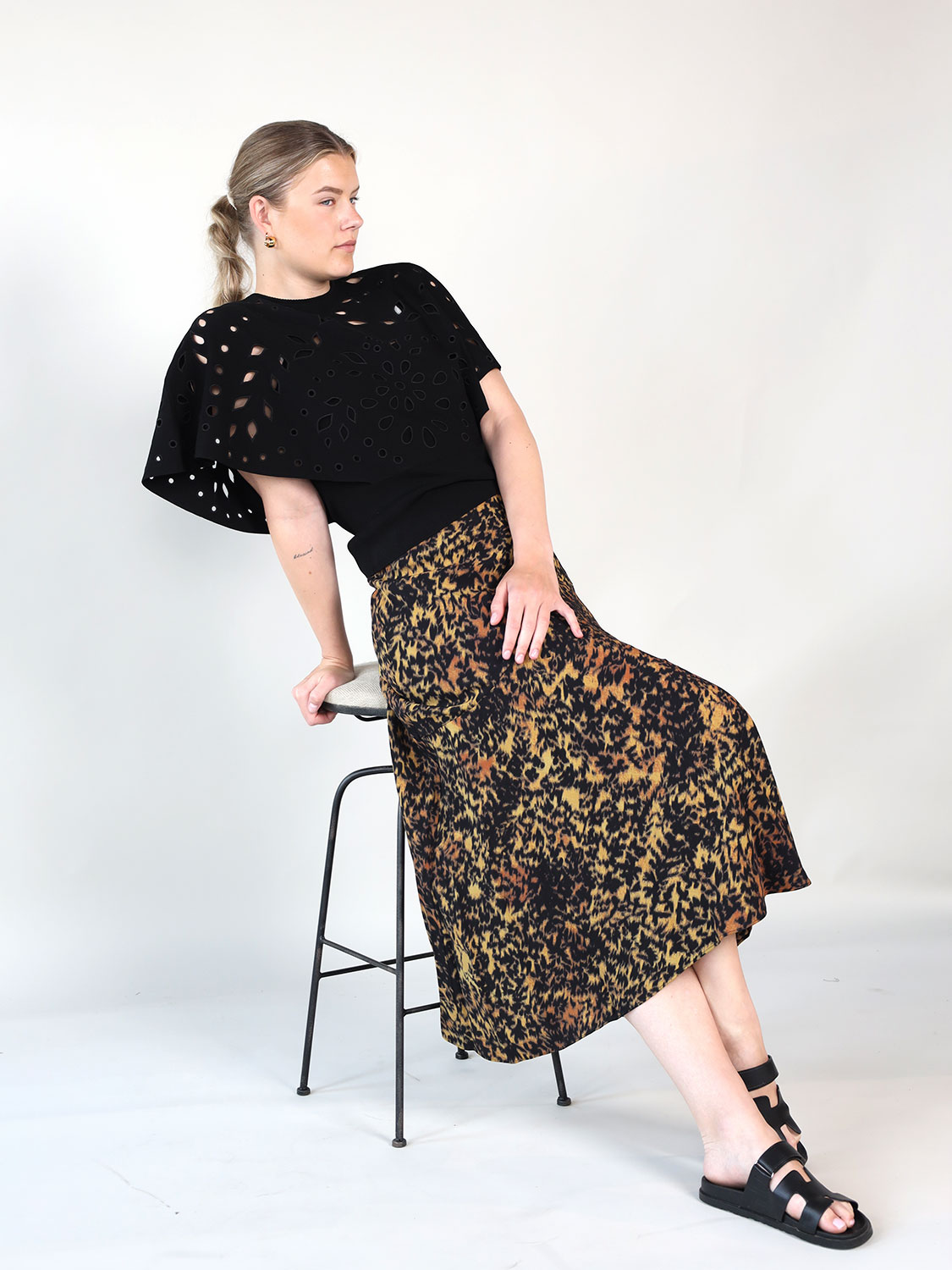 Ulla Johnson Josie – Top mit Cut-Out Muster  schwarz S