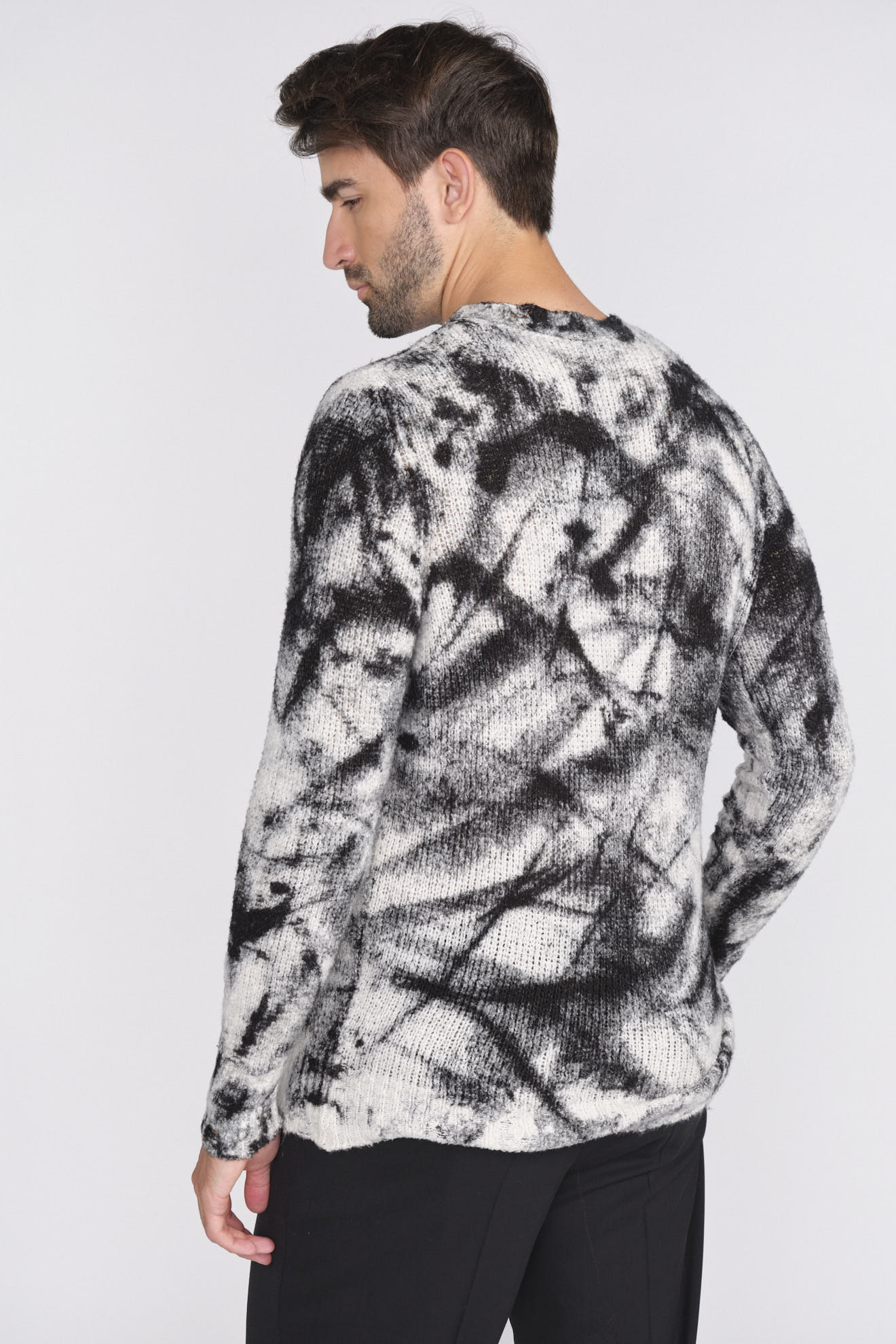 Avant Toi Crew-Neck Sweater in Destroyed Optics schwarz XL