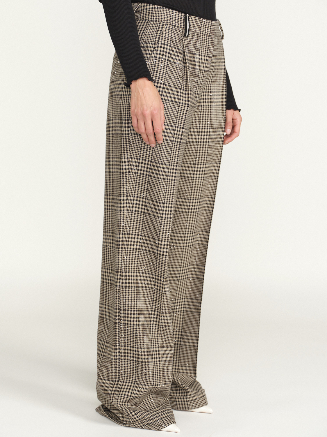 Lorena Antoniazzi Classic pleated pants with houndstooth pattern and sequins  beige 34