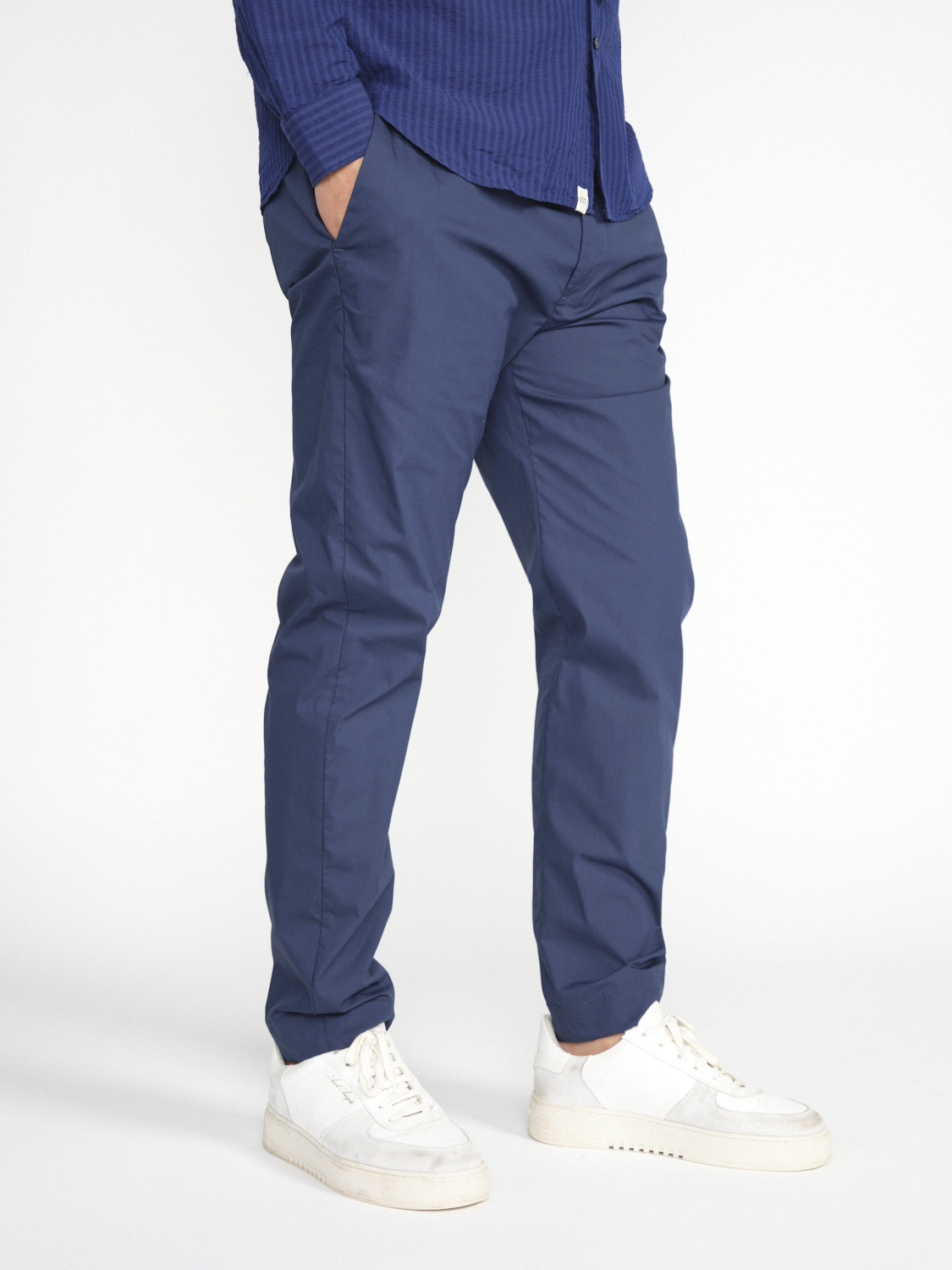 nine in the morning Yoga – cotton blend trousers in chino style  marine 46