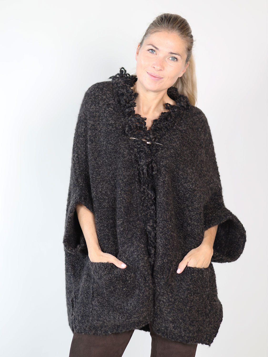 Antonia Zander Folina Cape – Cape aus Baby Alpaca  schwarz XS/S