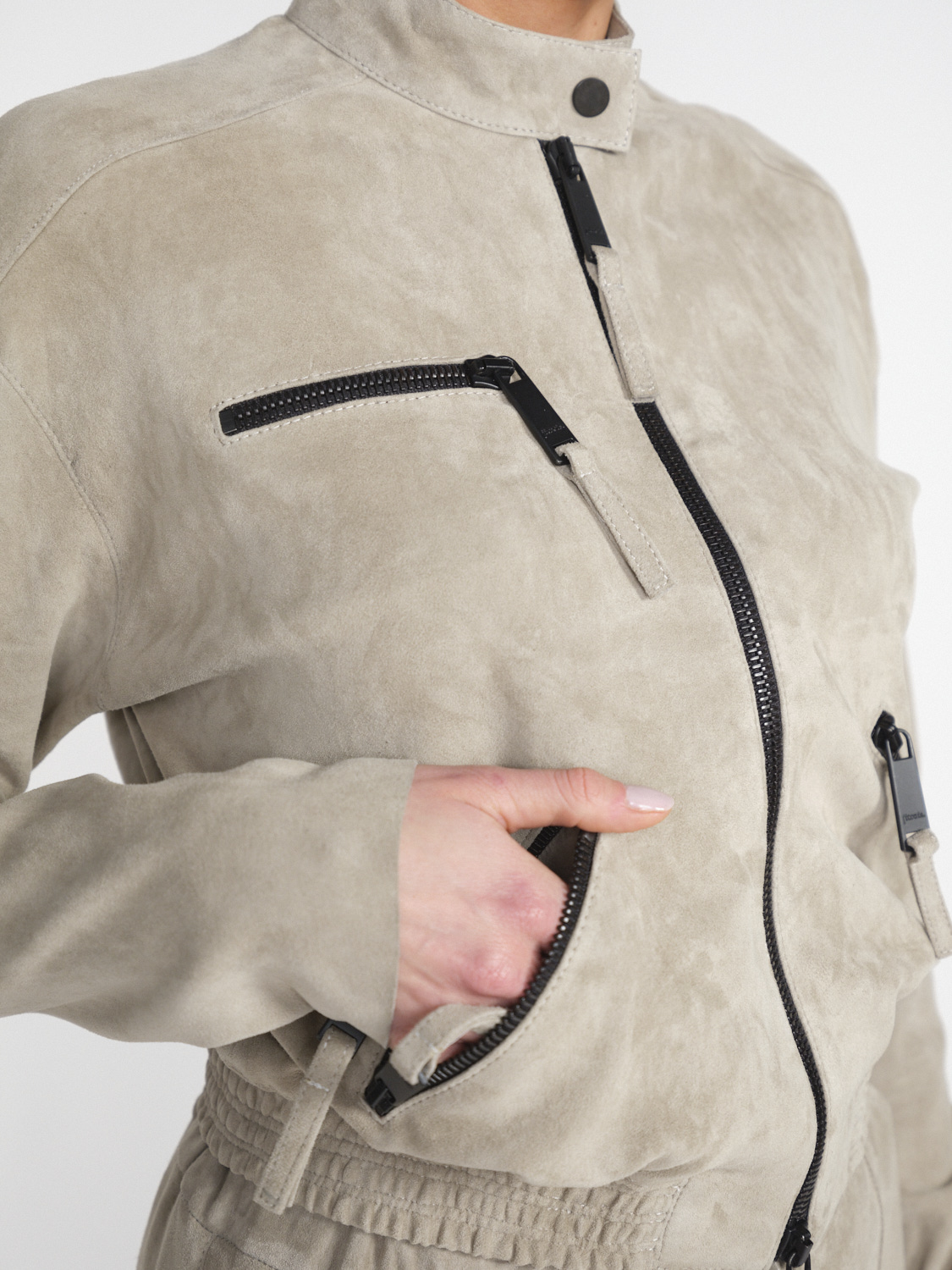 jitrois Blof - Stretchy suede jacket with black zip-details  beige 34