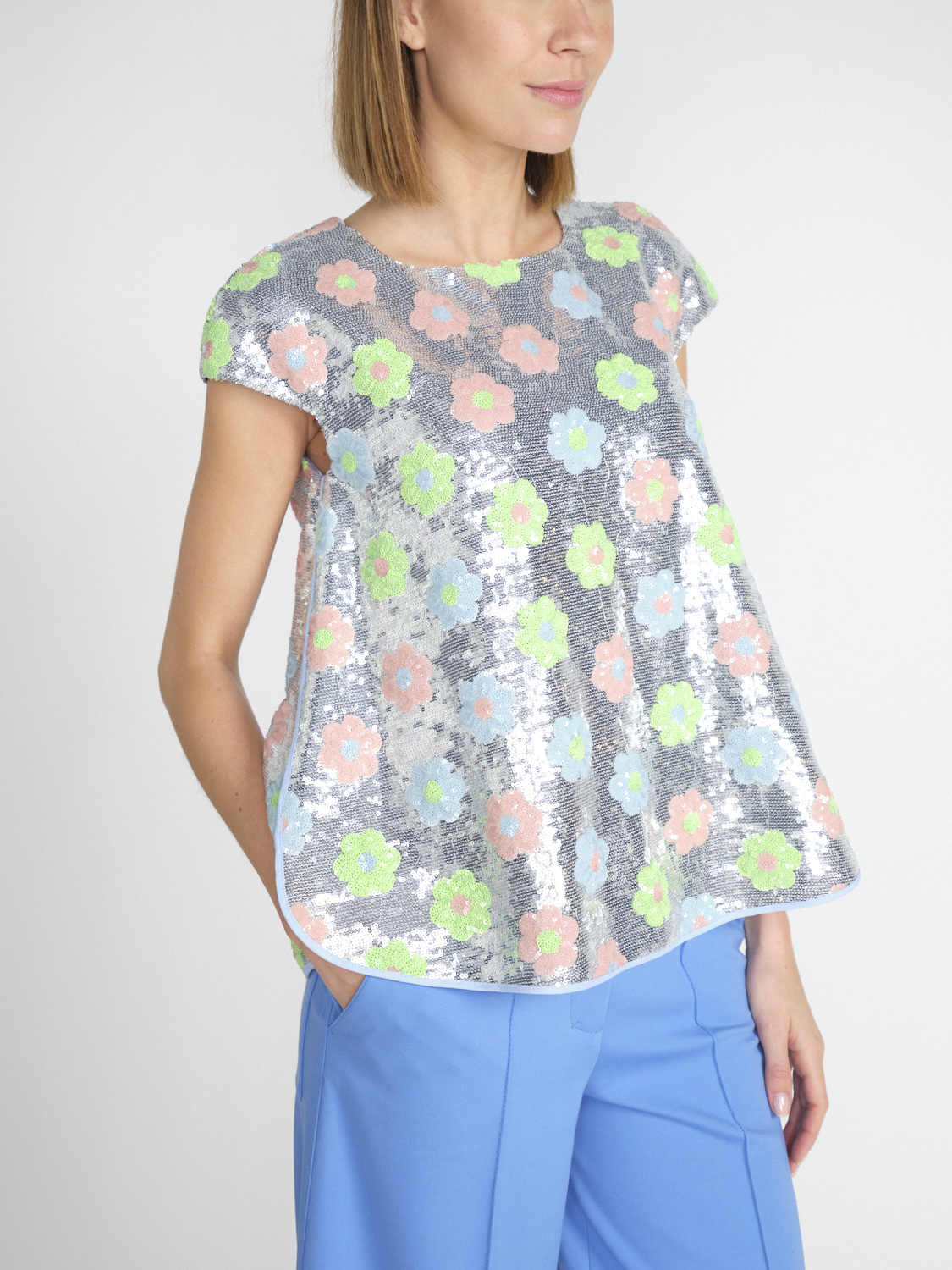 Odeeh Sequins Daisies - Sequins embroidered jersey blouse in floral design  multi 34