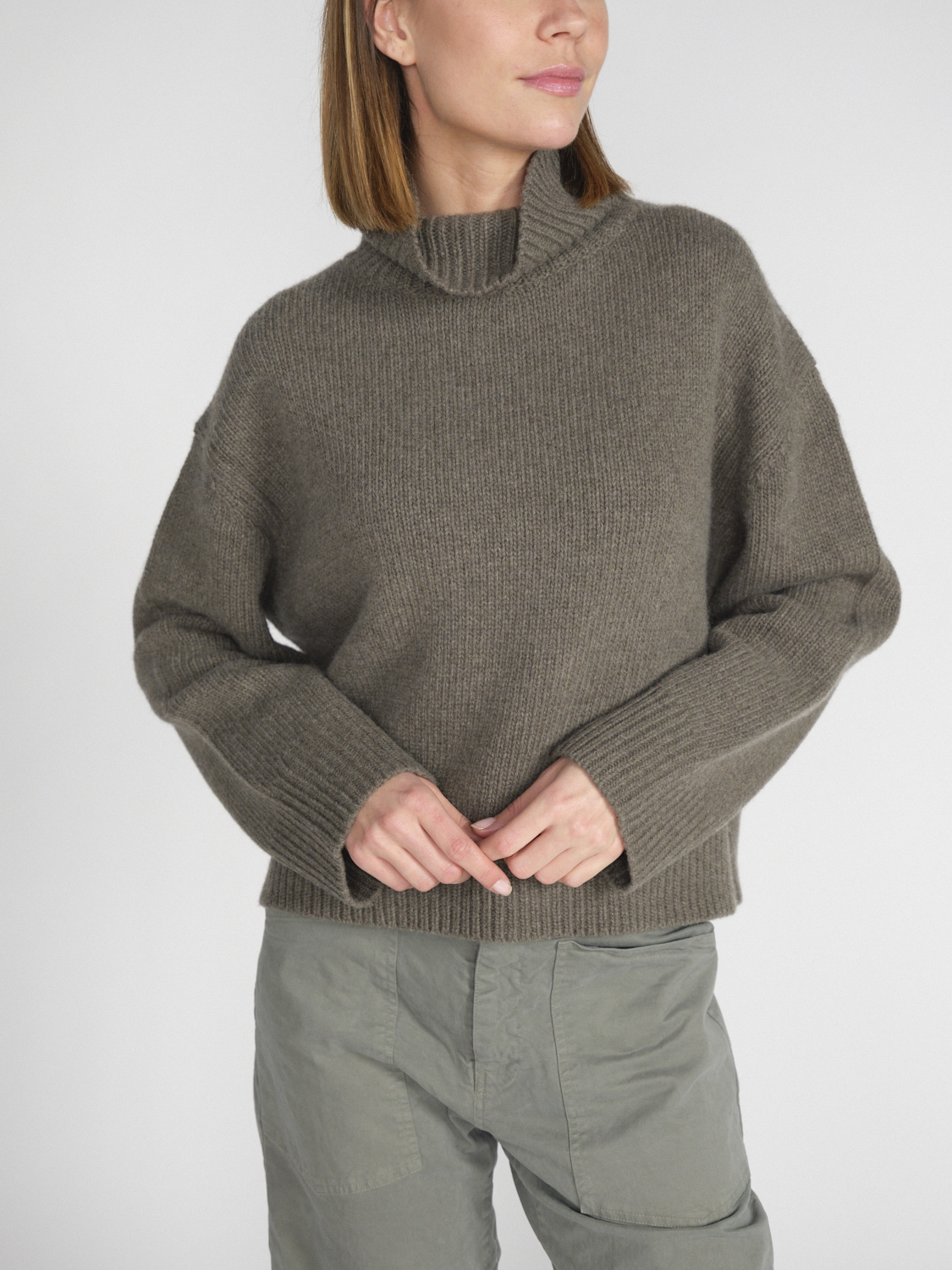 Nili Lotan Omaira - Oversized lambswool turtleneck sweater  beige XS