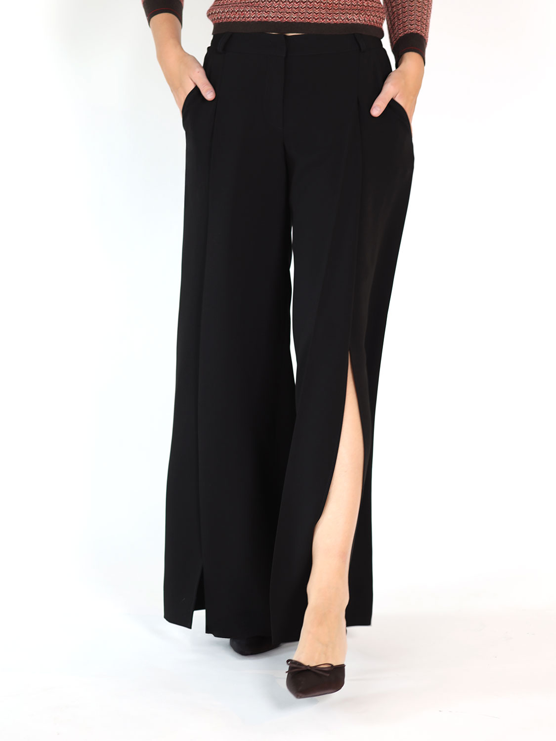Maison Common Hose mit weitem Bein  schwarz 34