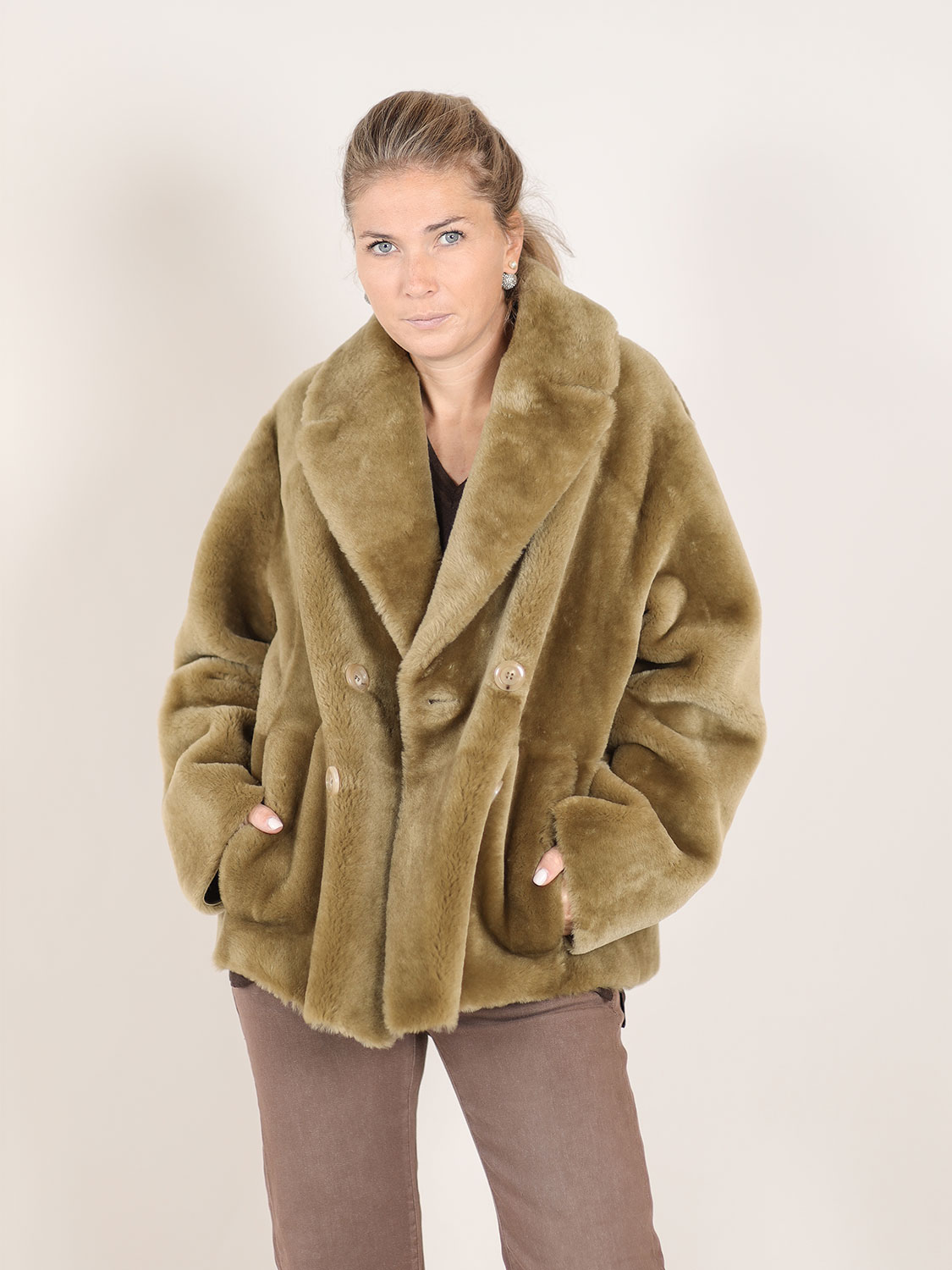 Blancha Straight Merino – Double-breasted fur coat green 34