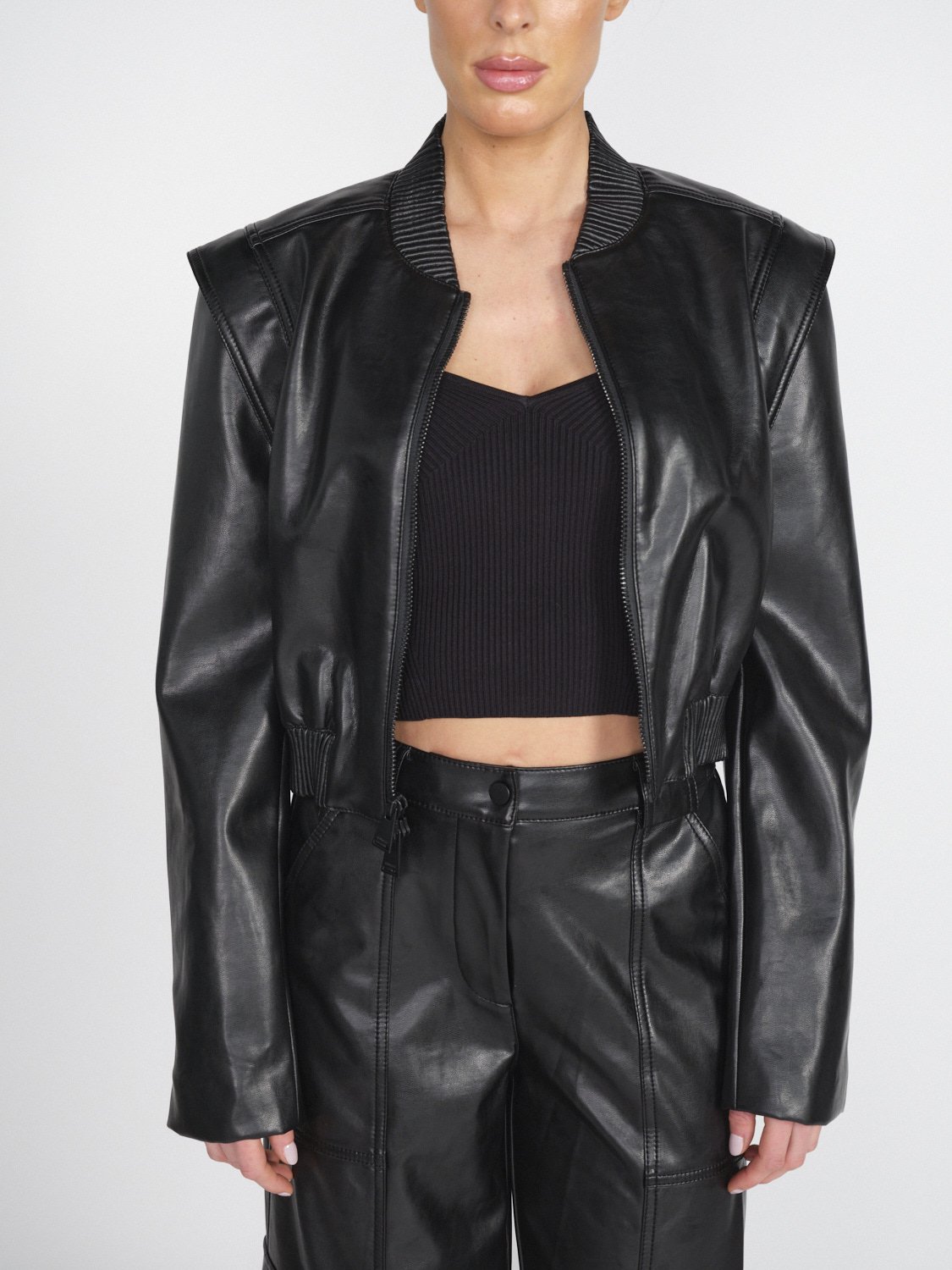 Doreen Jacket – stretched bomber jacket in fake leather 