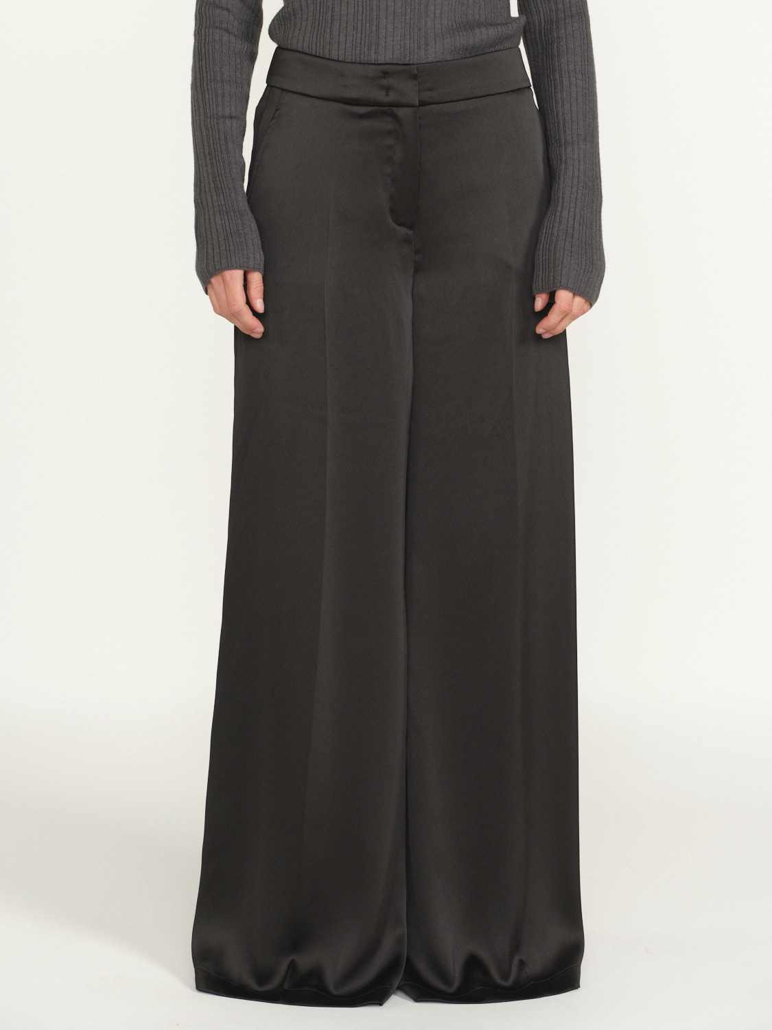 Seductive Maya - Pantaloni in raso con gamba svasata   nero 36