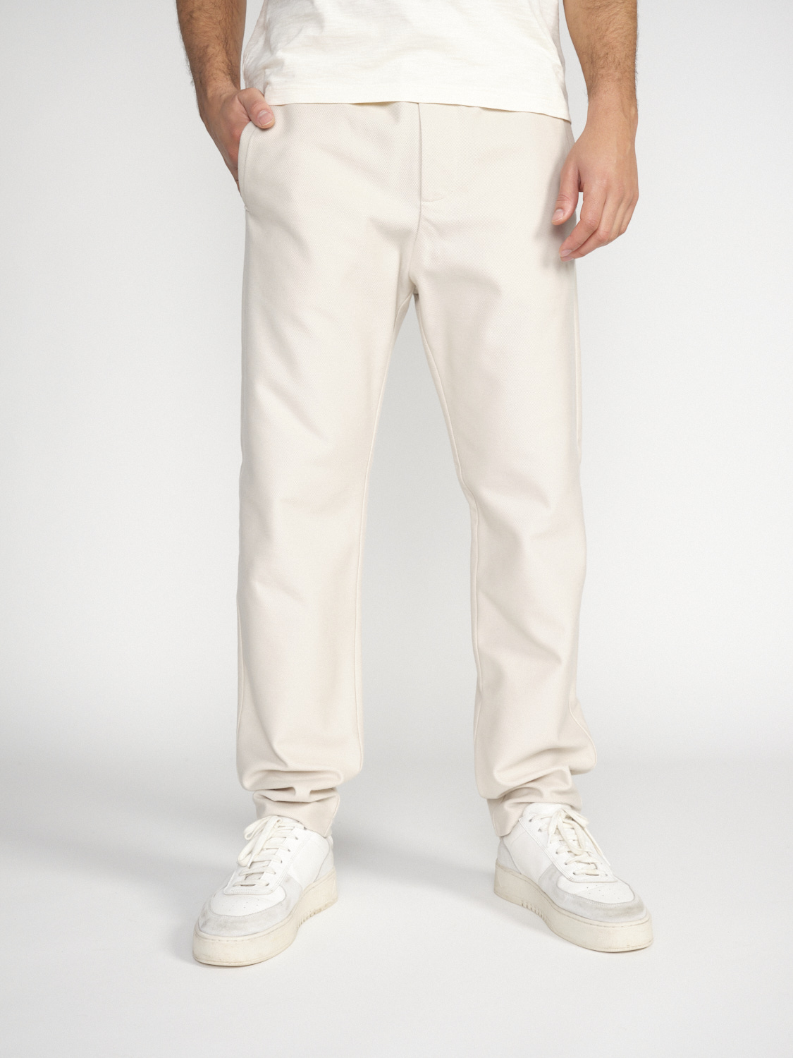 Harris Wharf London Jogging twill - cotton trousers in jogging style creme 48