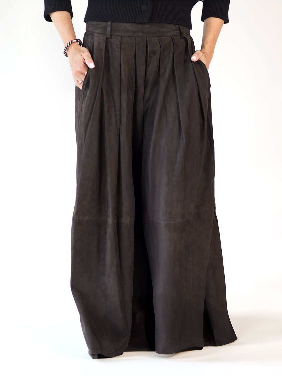 Utzon Metis – Faltenhose aus Lammleder  weiß 34