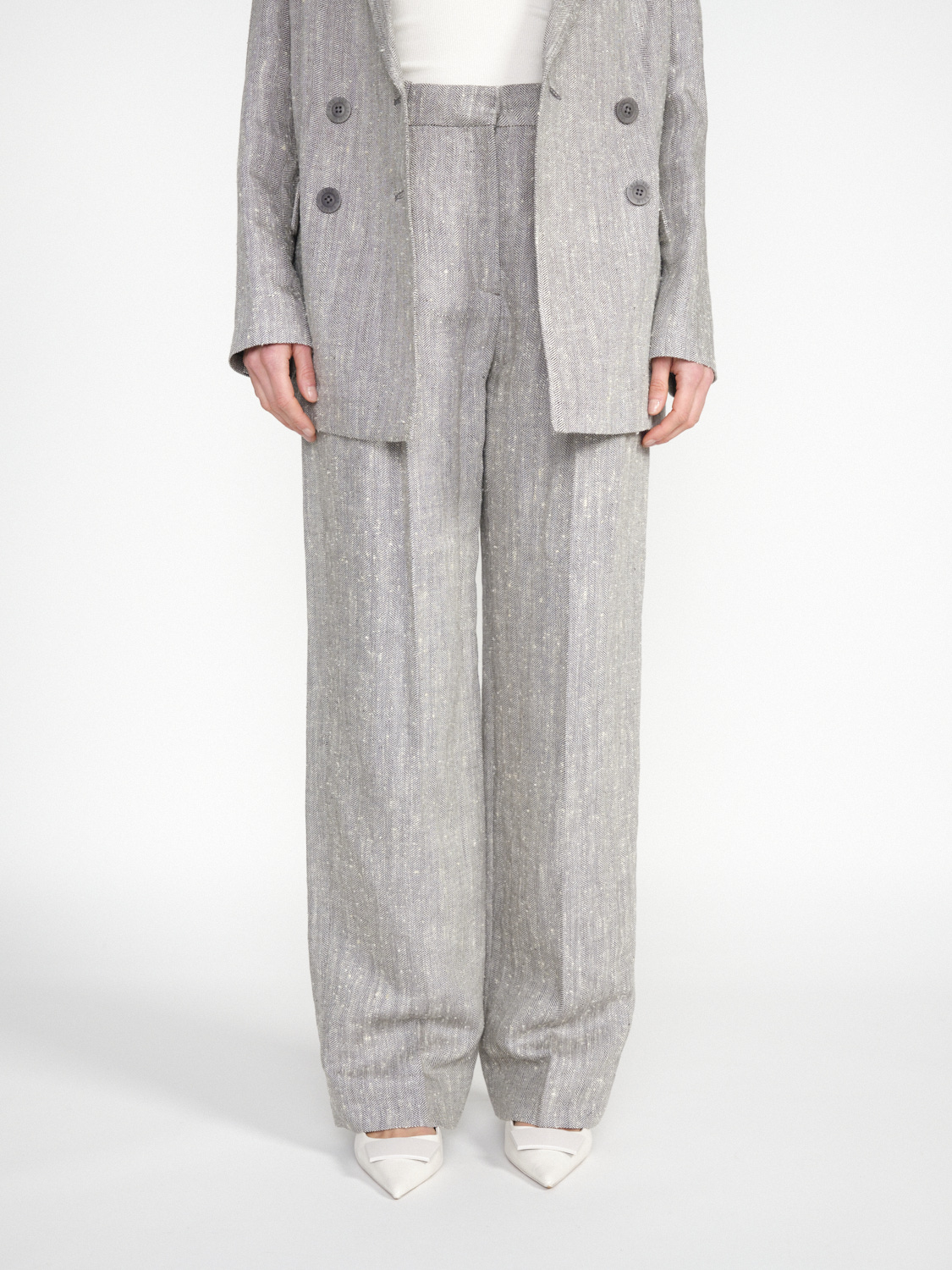 Iris von Arnim Lissandra – trousers made from a linen-silk mix 36 khaki Iris von Arnim Lissandra – trousers made from a linen-silk mix 36 khaki