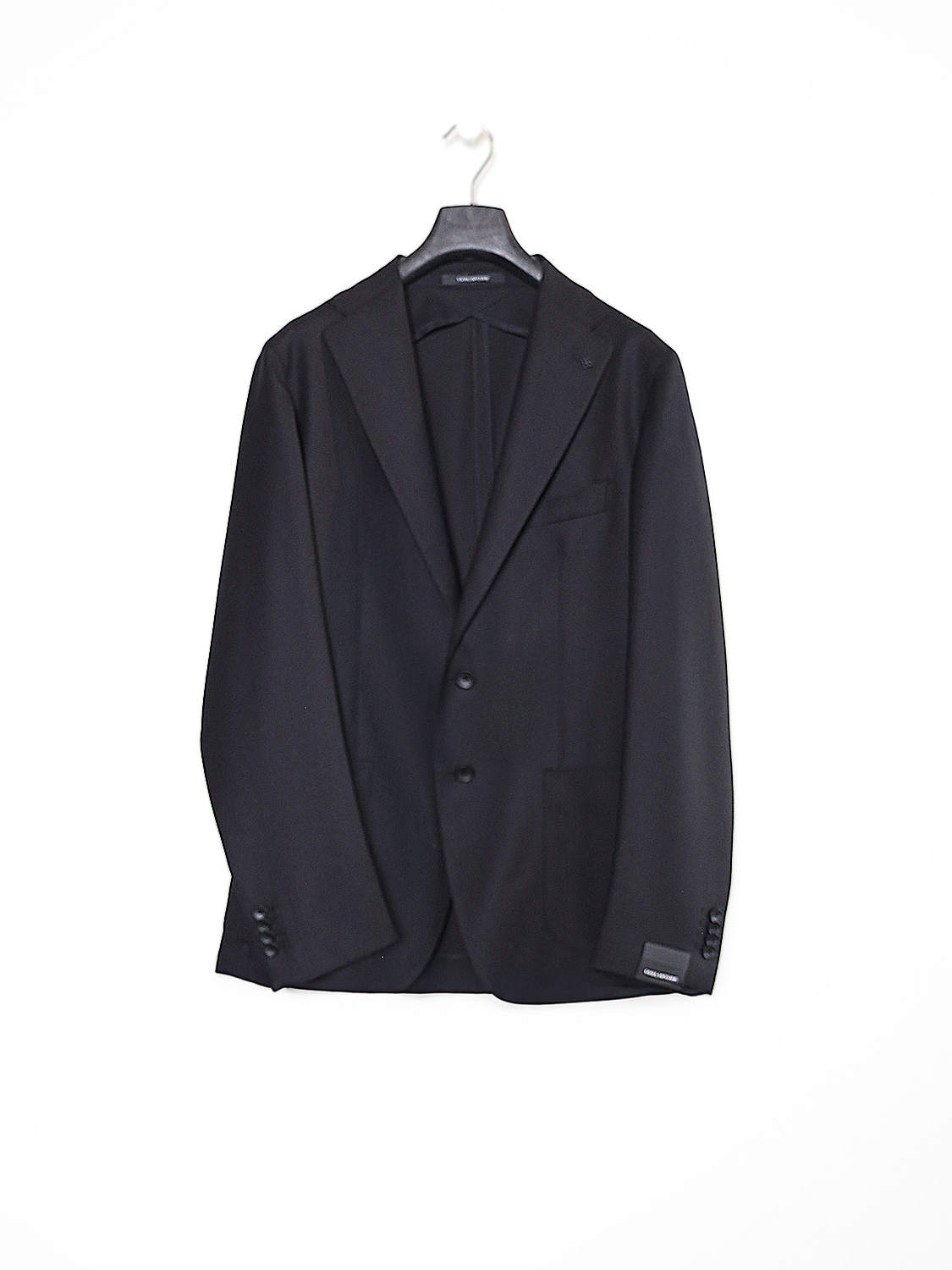Suit made from virgin wool