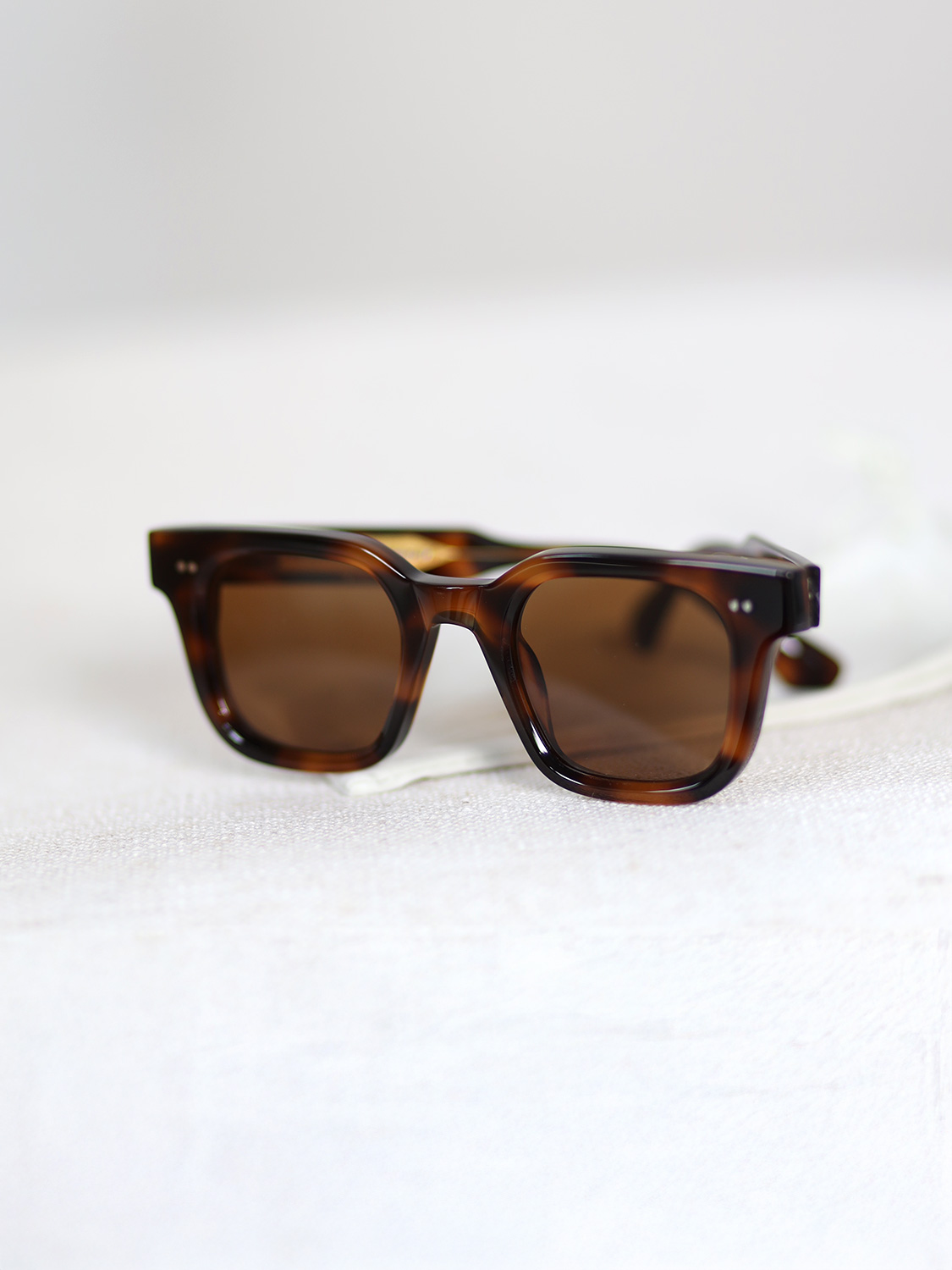 04 Tortoise – Quadratische Sonnenbrille 