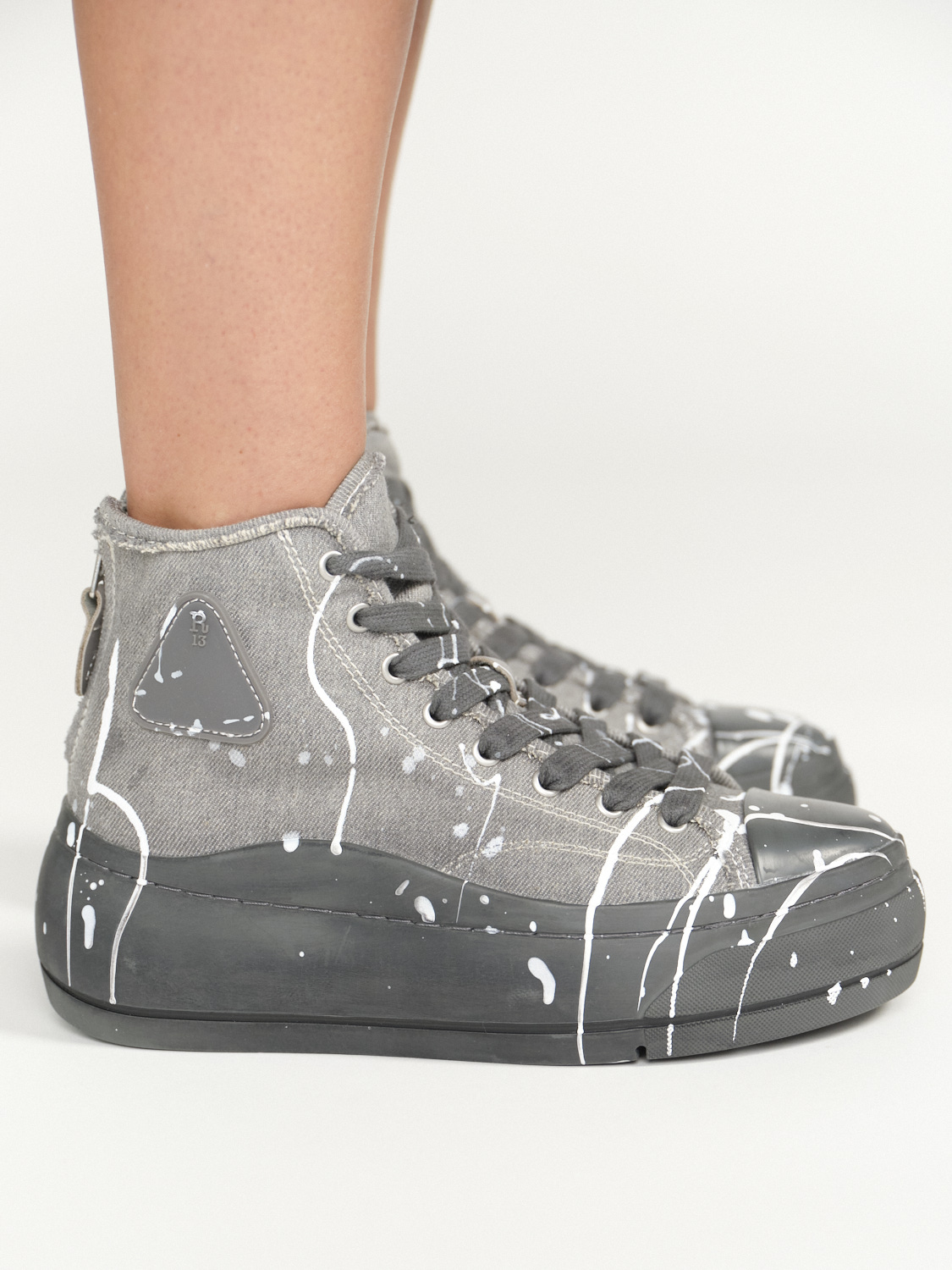 R13 Kurt High Top Sneaker - Light gray jeans sneaker with paint splattering   grey 40