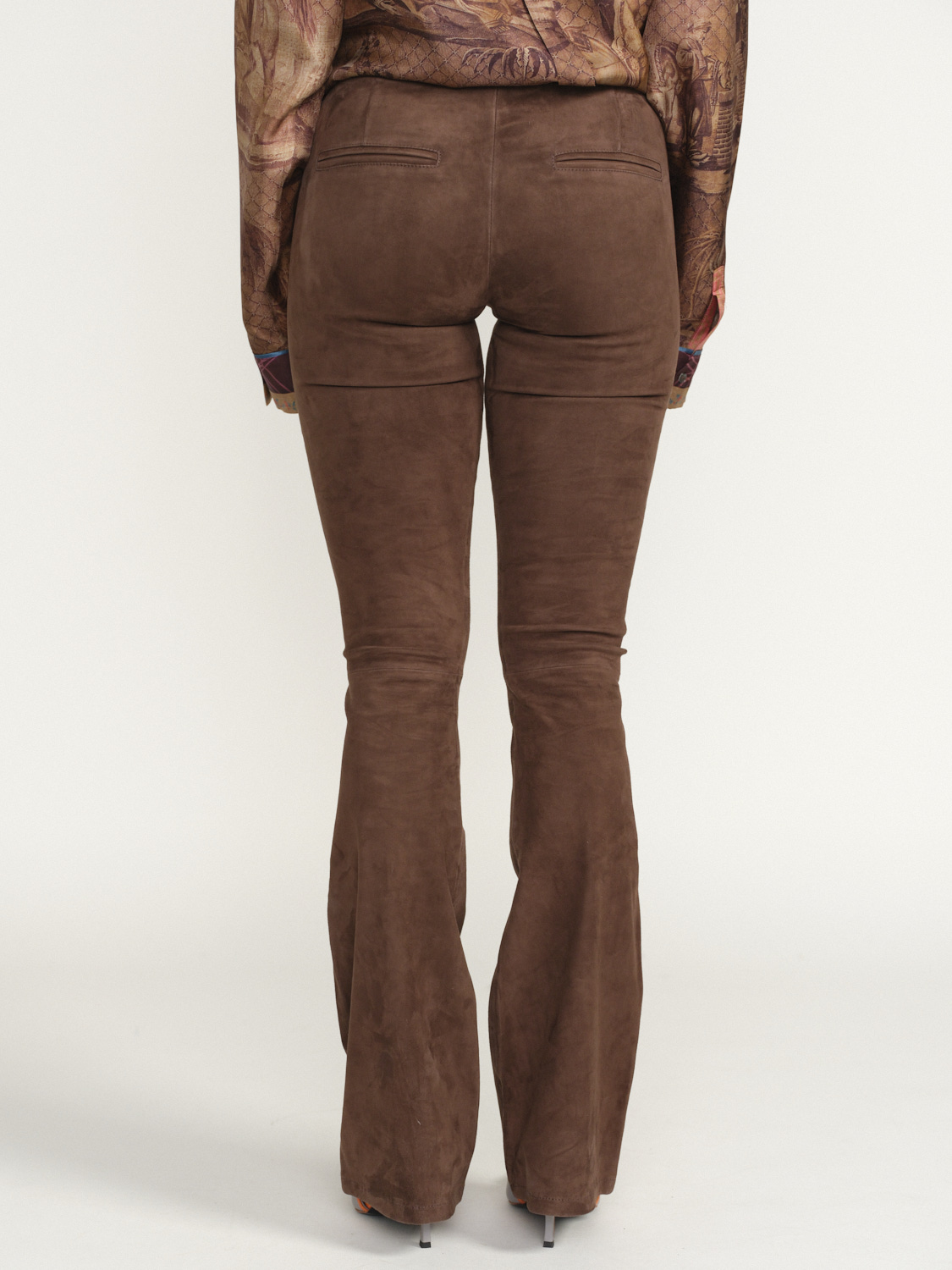Arma Izzy - Pantalón con cintura elástica en piel de cordero Color: gris Talla: 34 marrón 34