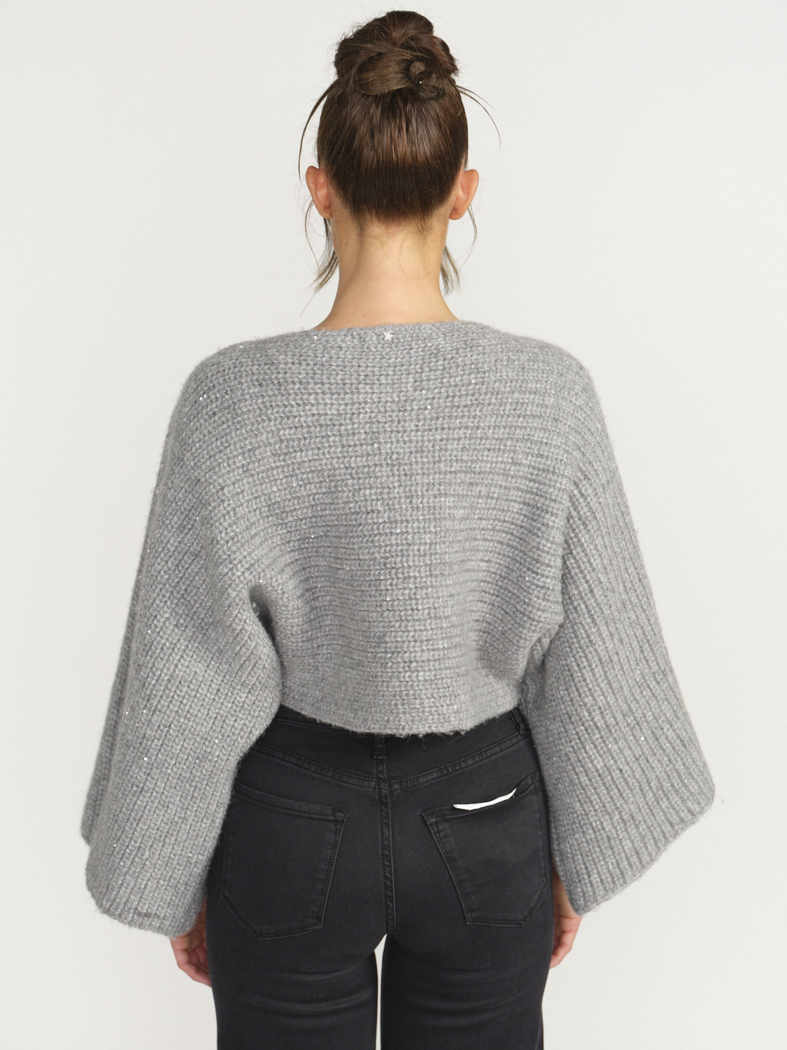 Lorena Antoniazzi Cropped fine knit sweater with boat neckline grey One Size