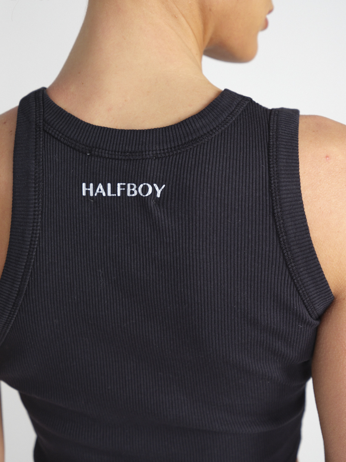 Halfboy Crop – Cropped Baumwoll-Tank-Top mit Logo-Detail   schwarz XS
