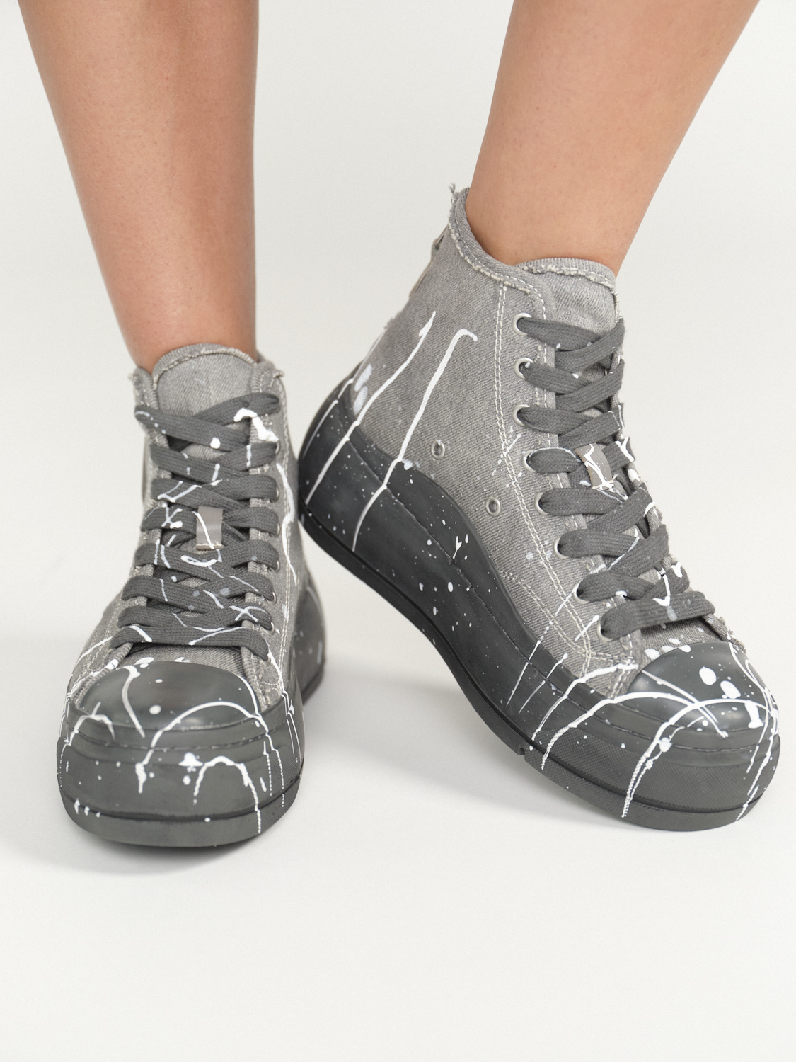 R13 Kurt High Top Sneaker - Light gray jeans sneaker with paint splattering   grey 40