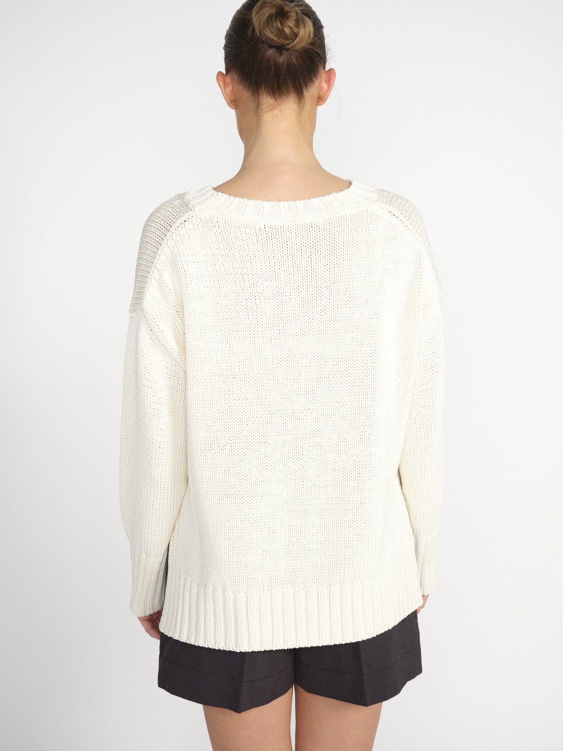 Iris von Arnim Pandori – Oversized knitted sweater made from a silk and cotton mix  creme XS