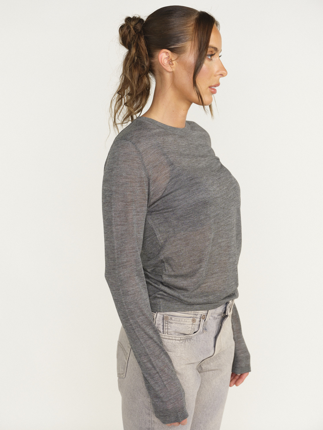 Nili Lotan Candice Sweater - Camisa de seda de manga larga gris L
