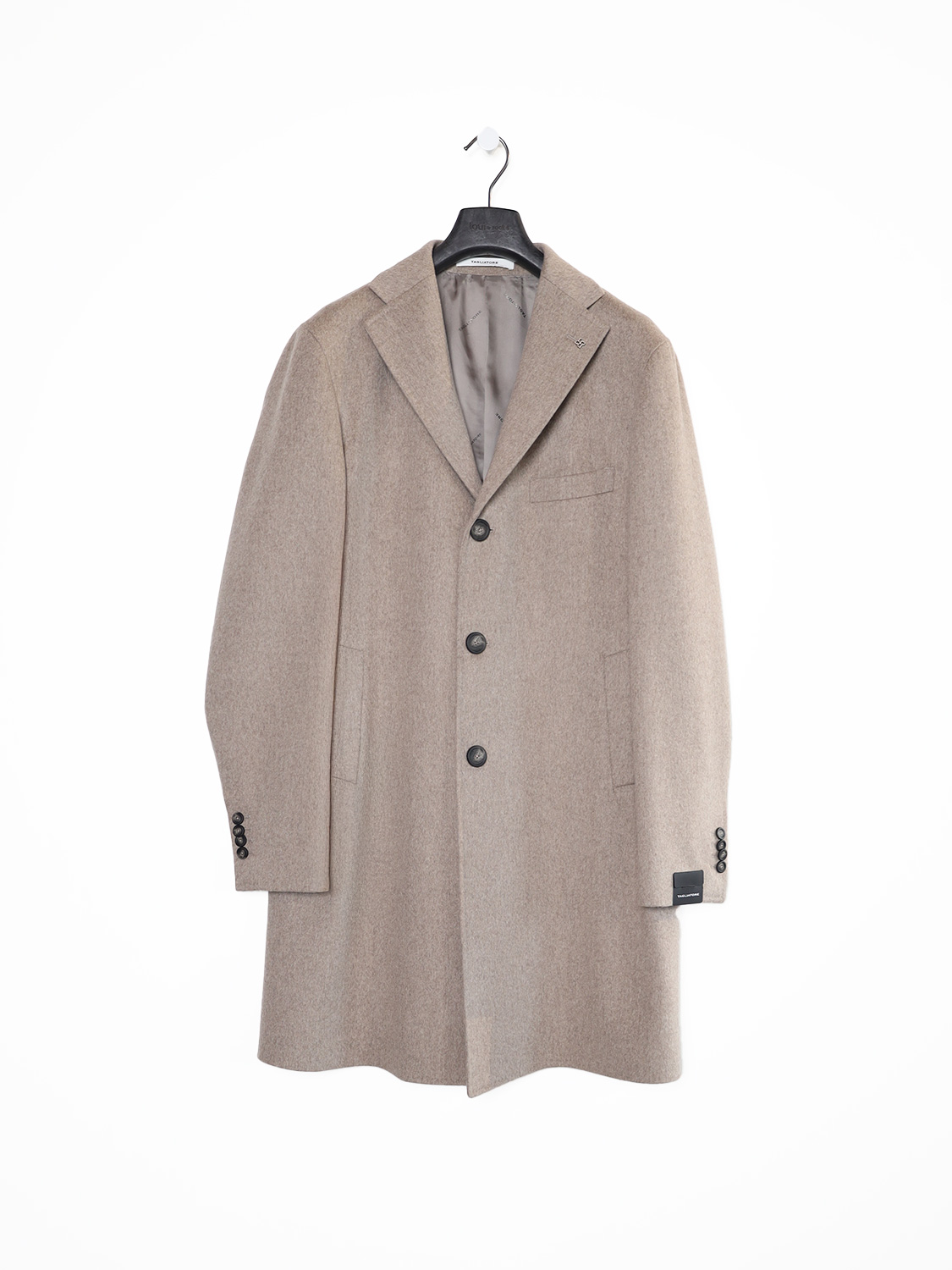 Lightweight coat made from virgin wool