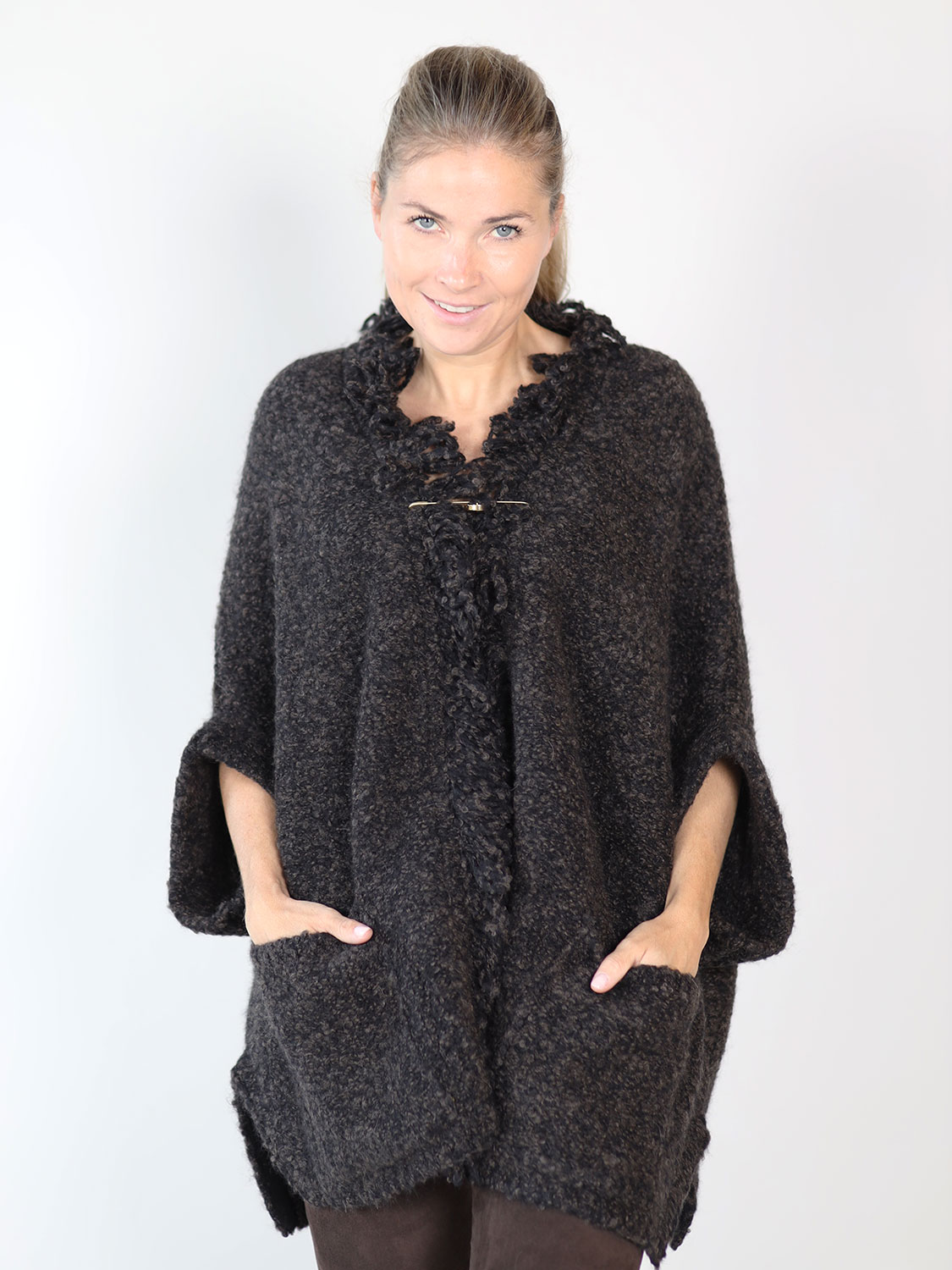 Antonia Zander Folina Cape – Cape aus Baby Alpaca  schwarz XS/S