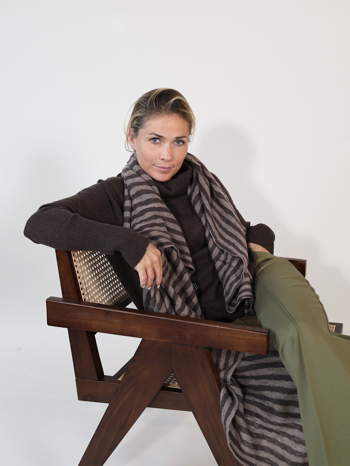 Antonia Zander Elda – Schal aus Cashmere  braun One Size