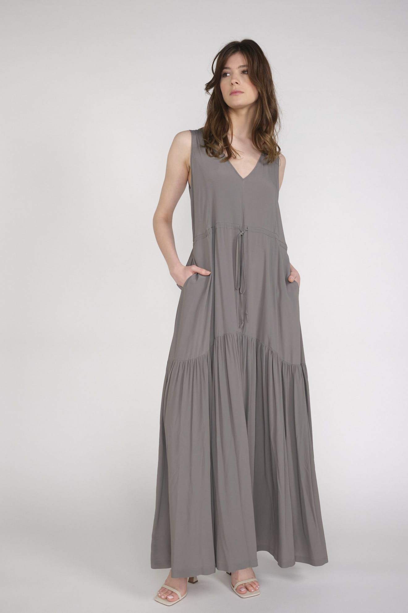 Semicouture Robe longueur sol avec laçage à la taille en soie gris 34