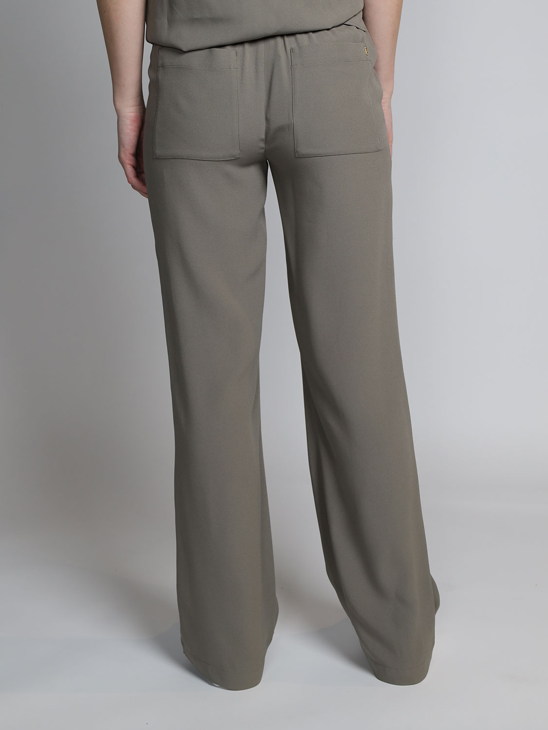 Ami Paris Flowing trousers with belt detail beige XS Ami Paris Flowing trousers with belt detail beige XS